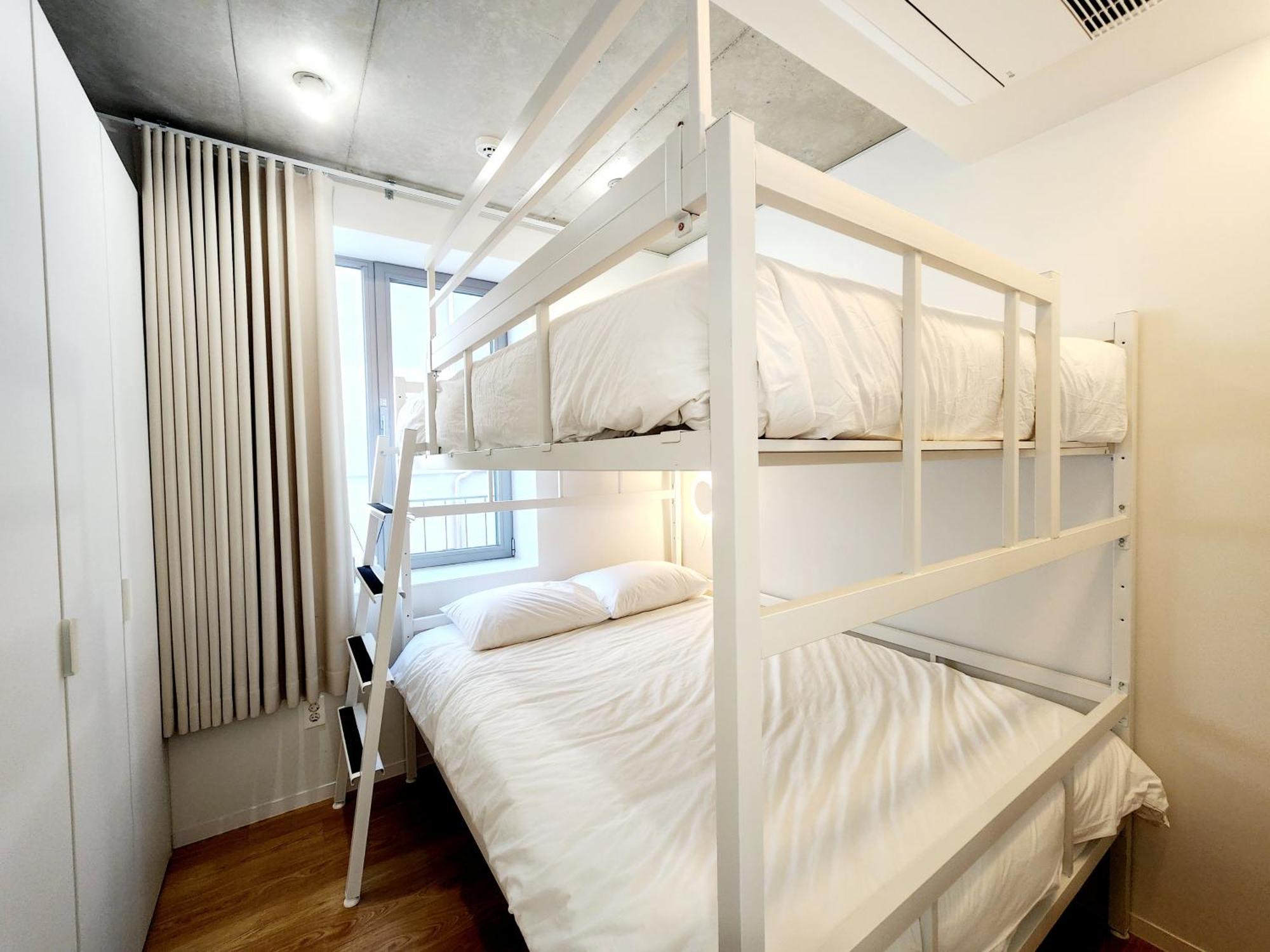 Verandasamsung Apartment *
