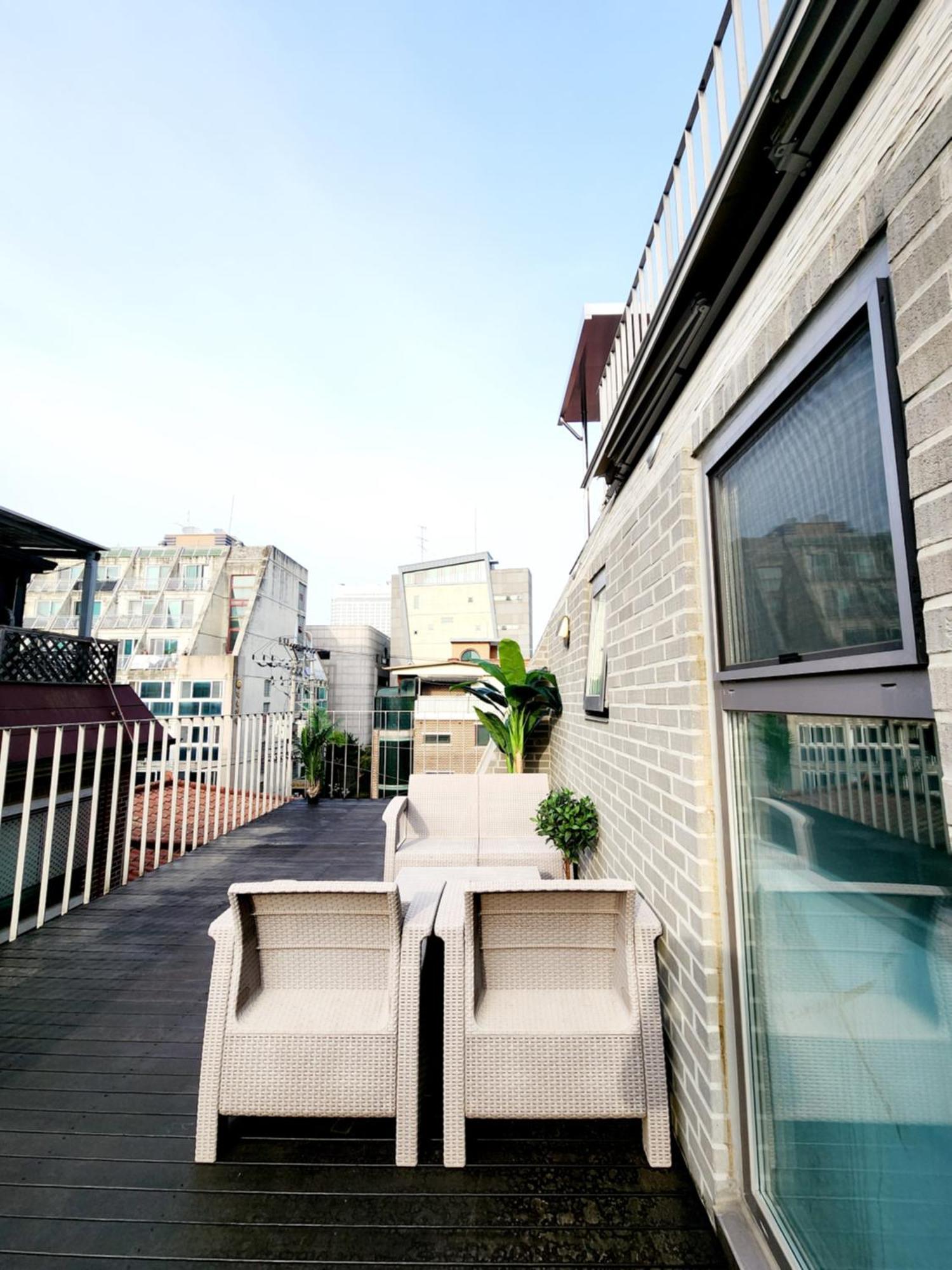 Verandasamsung Apartment